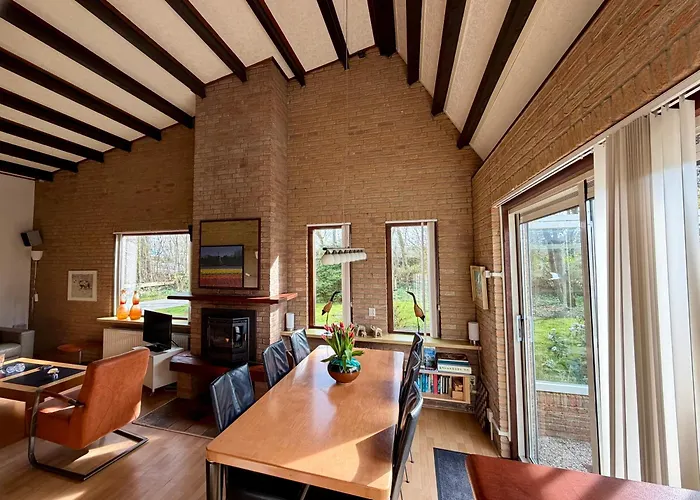 Holiday home Stormvloed Julianadorp